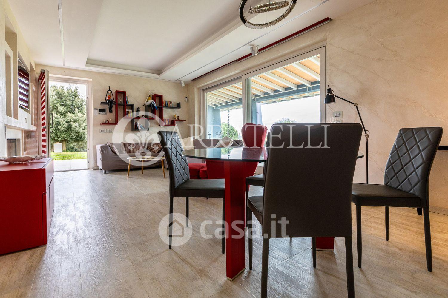 Villa in Strada del Tirreno