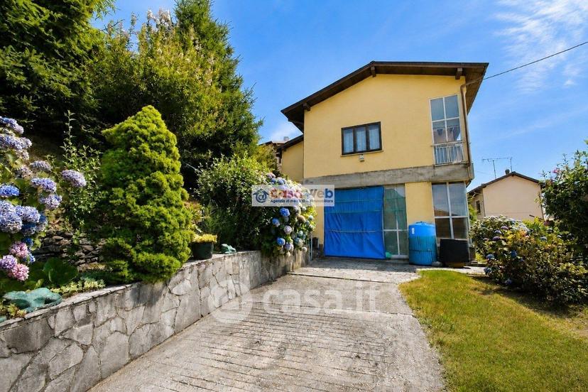 Villa in Via Cadorna 10 — foto 23 di 28