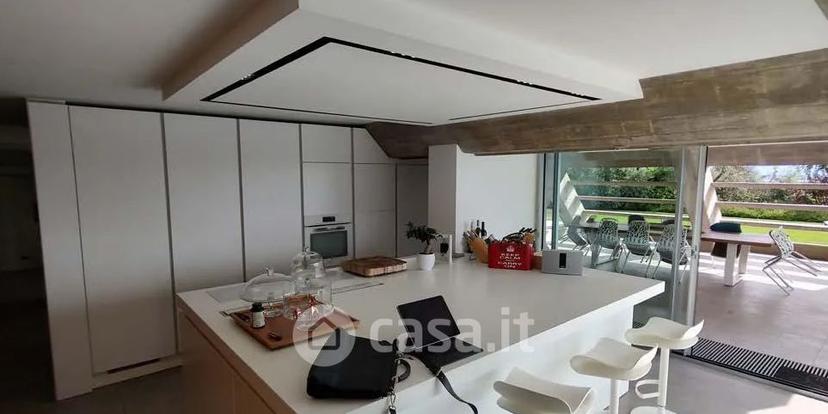 Villa in Via Monte Suello 18 — foto 46 di 56