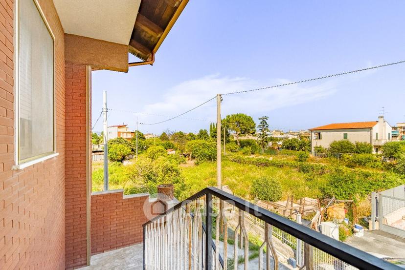 Villa in Via Tiziano 6 — foto 10 di 55