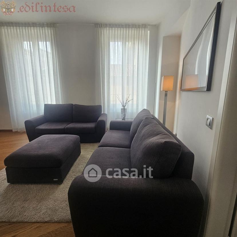Trilocale in Piazza Duomo 6 a — foto 2 di 36