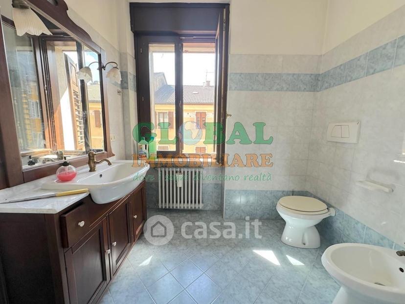 Trilocale in Via Fratelli 43 — foto 18 di 28