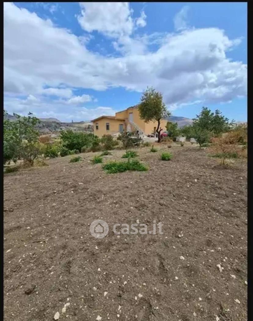 Villa in Contrada Priolo — foto 2 di 6