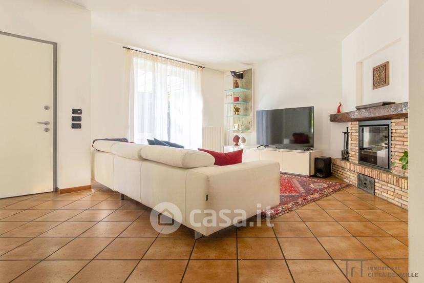 Villa in Via Don Luigi Zonca — foto 11 di 30