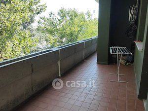 Stanza in Via Luigi Pellizzo 39 — foto 5 di 7