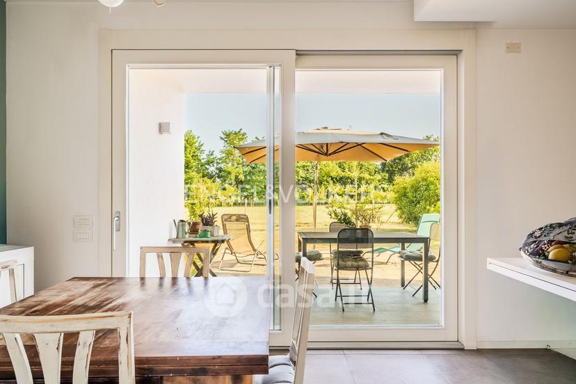 Villa in Via Alessandro Volta 22 — foto 18 di 44