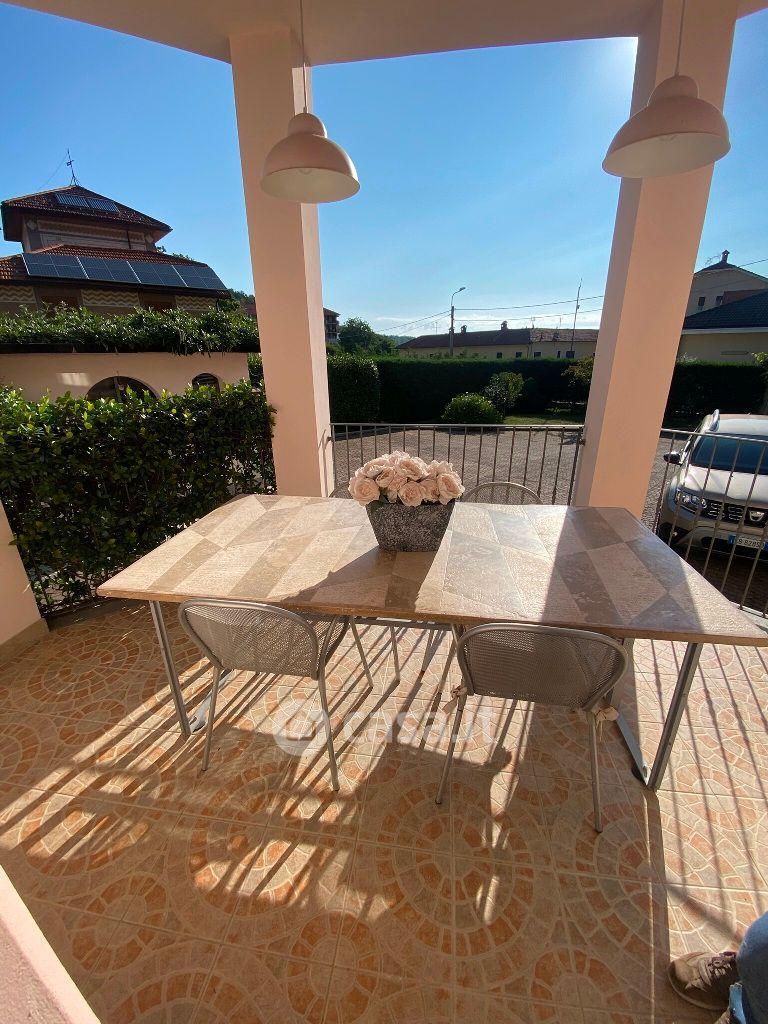 Villa in Piazza Libertà 5 — foto 14 di 34