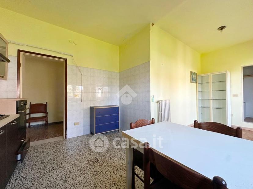 Trilocale in Via delle Pinete 50 — foto 11 di 33
