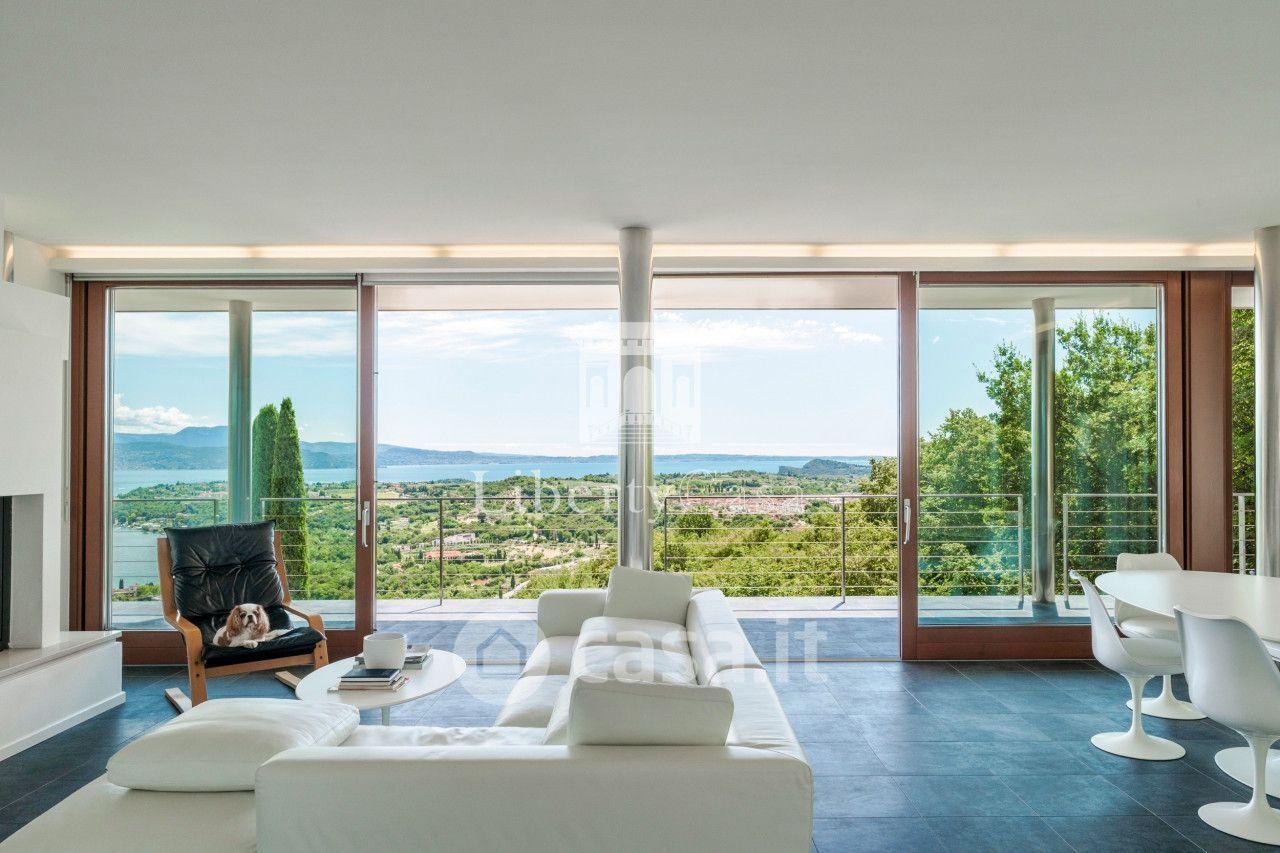 Villa in Via Bocca di Croce