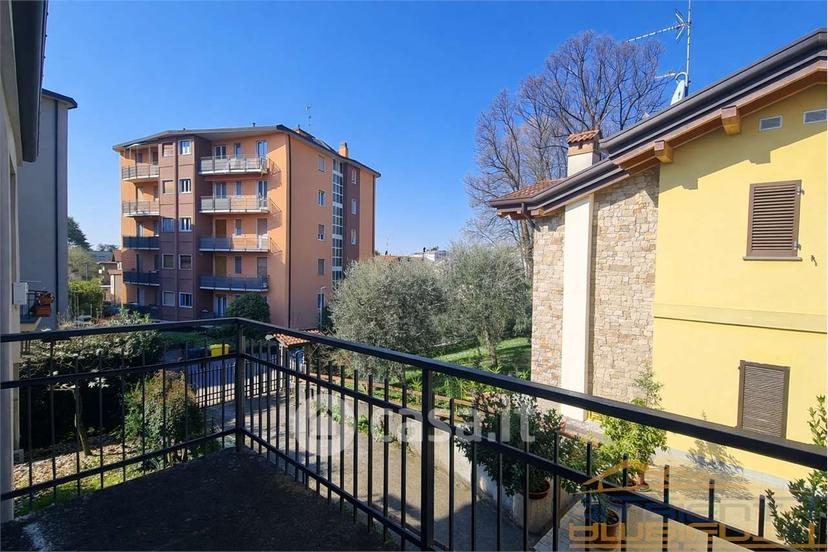 Villa in Via Edmondo de Amicis 6 — foto 6 di 51
