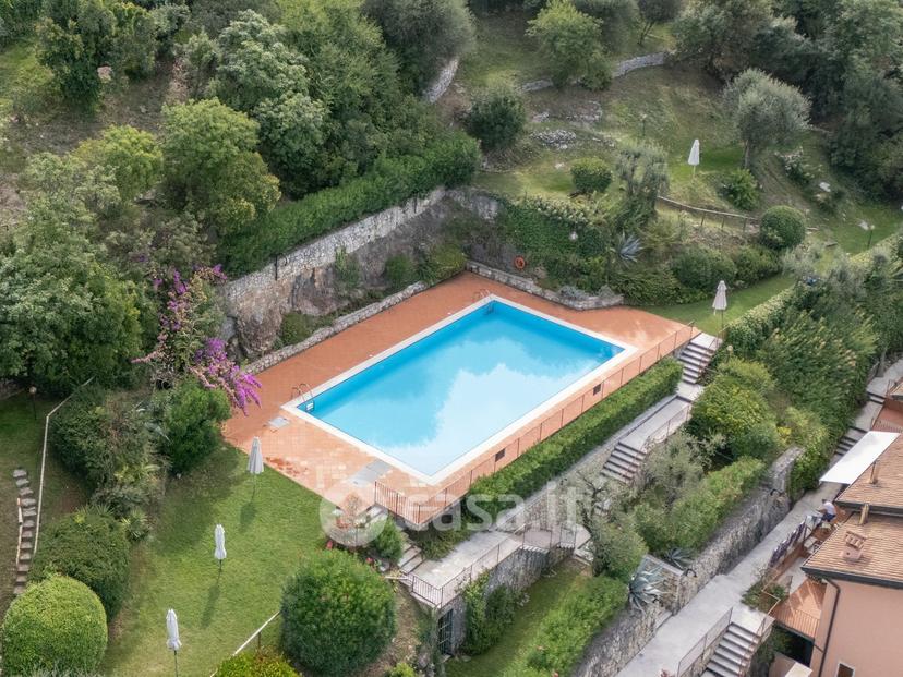 Quadrilocale in Viale Fratelli Lavanda 3 — foto 5 di 36