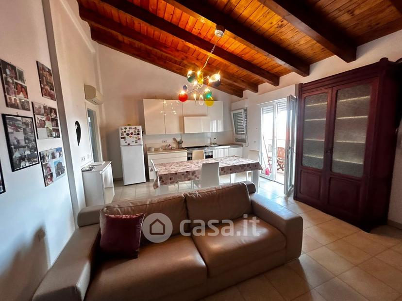 Quadrilocale in Via Gallura 23 — foto 18 di 32