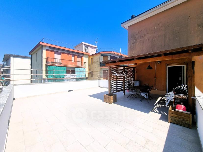 Quadrilocale in Via Liguria 1 — foto 21 di 31