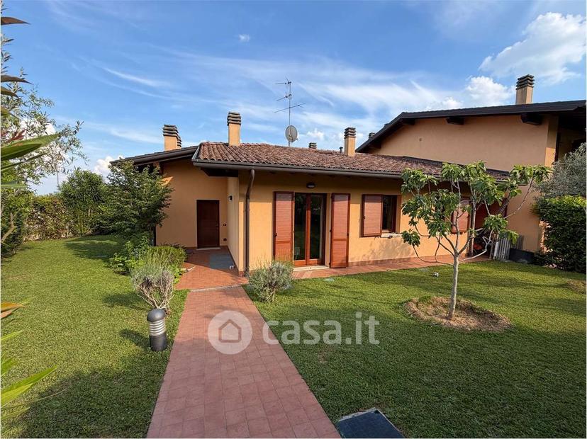 Villa in Via Madonna — foto 14 di 35