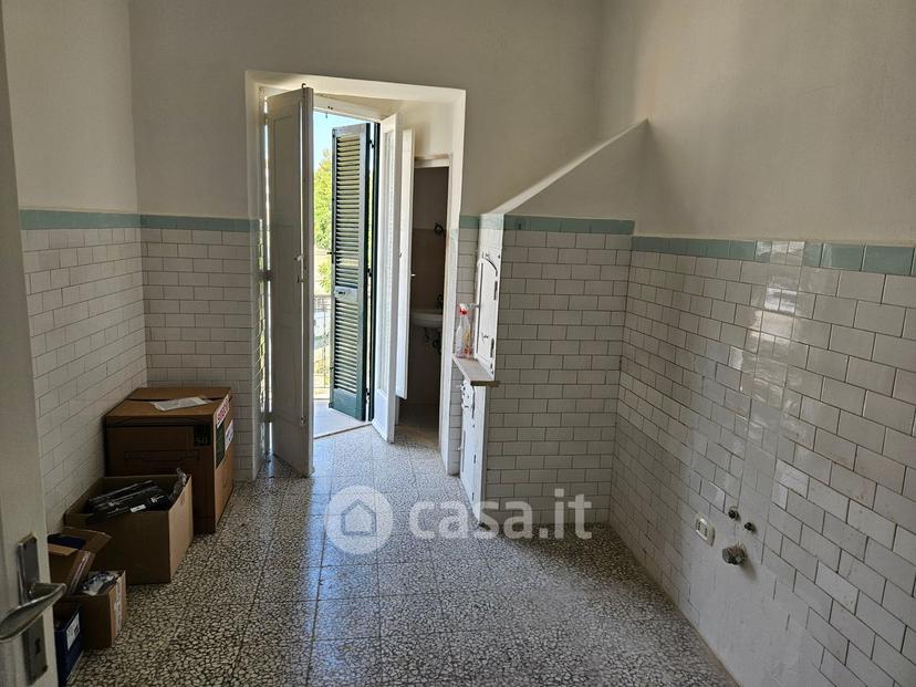Trilocale in Via Simone de Brado — foto 9 di 9
