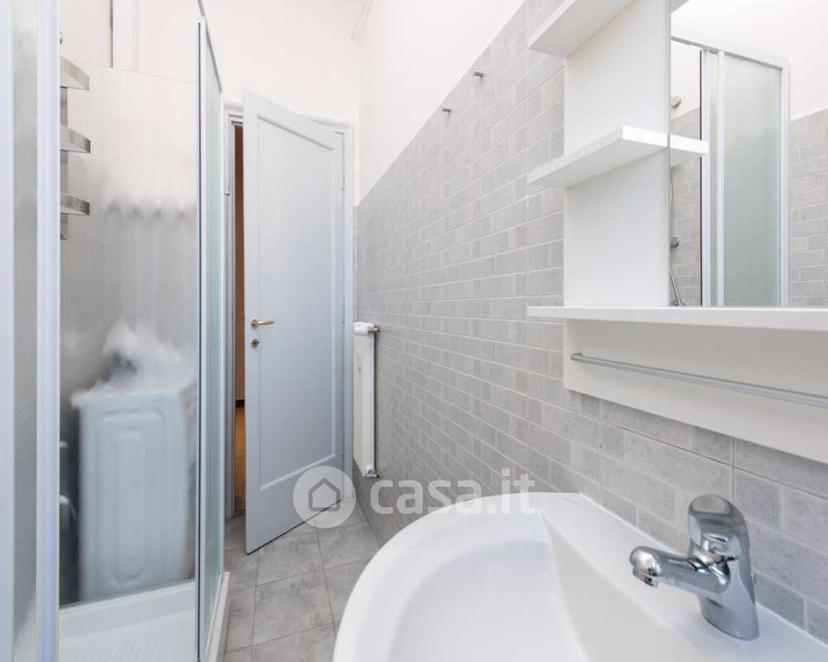 Stanza in Viale dello Scalo S. Lorenzo 65 — foto 26 di 46