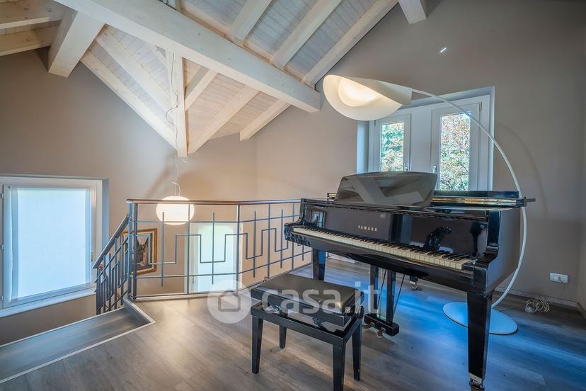 Villa in Via Adua 5 — foto 6 di 31