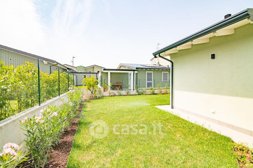 Villa in Via Mario Baratta — foto 24 di 63