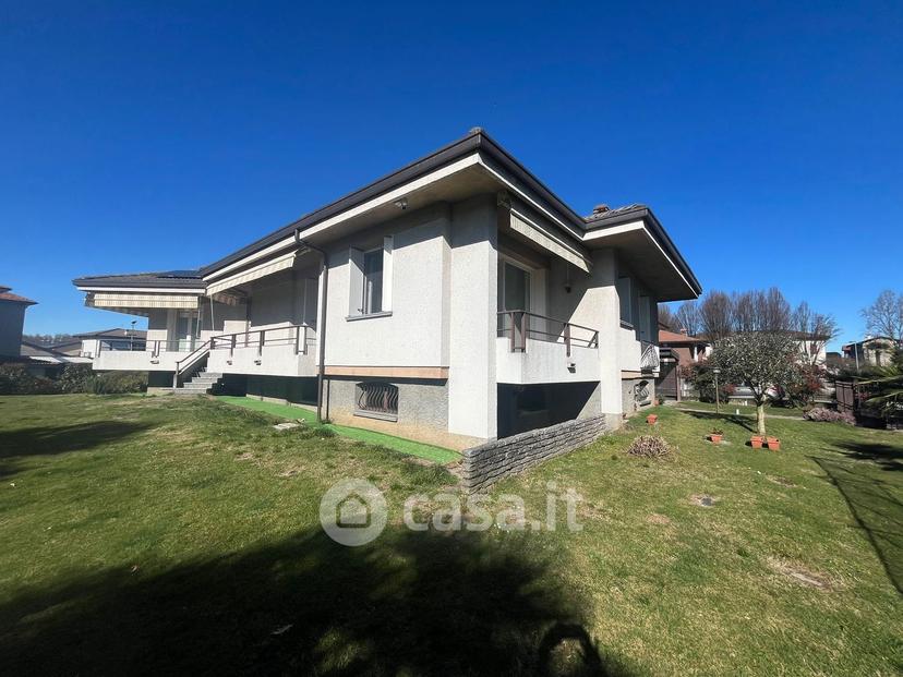 Villa in Via Cesare Pavese — foto 3 di 67