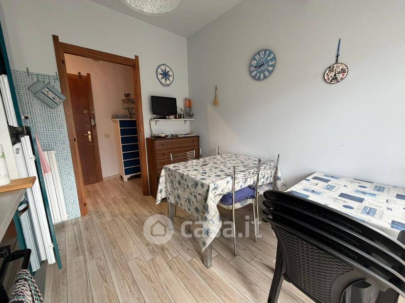 Bilocale in Via Pairola 5 — foto 2 di 23