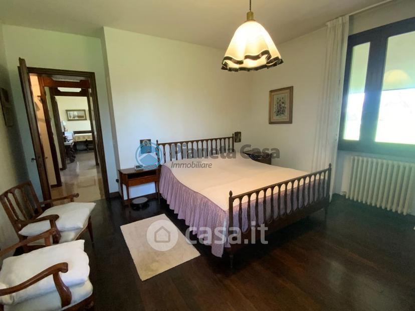 Villa in Via P. Micca — foto 10 di 37
