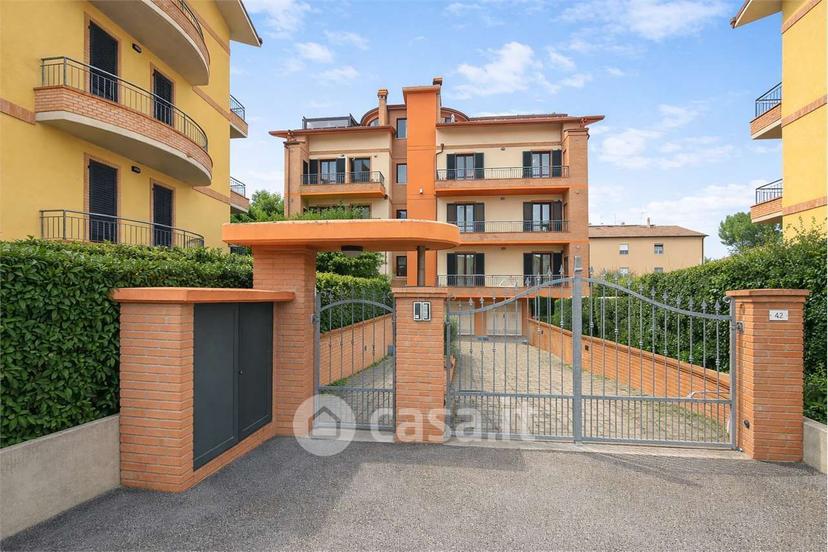 Appartamento in Via Lotto Lorenzo — foto 6 di 23