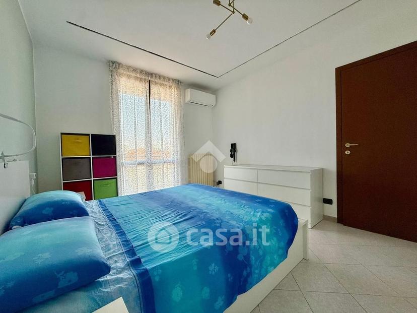 Bilocale in Via Giuseppe Ungaretti 19 — foto 13 di 23