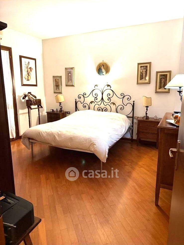 Villa in Via Luigi Becagli — foto 28 di 49