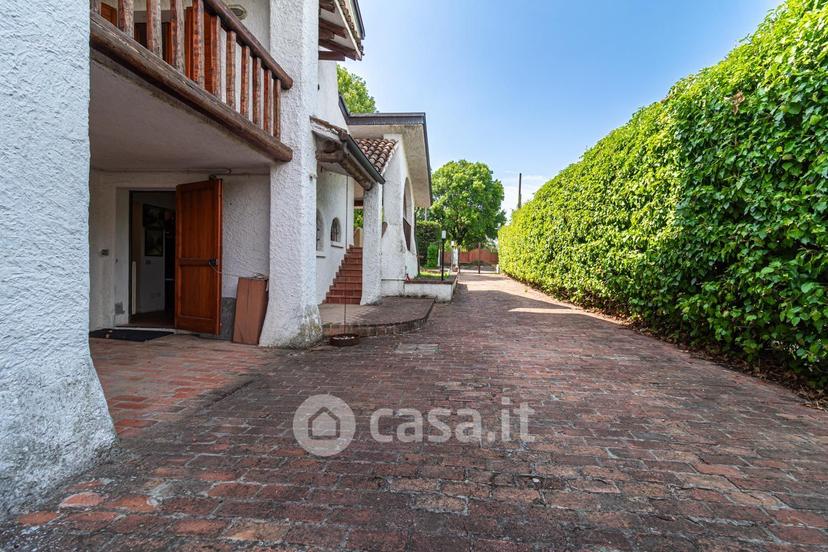 Villa in Via della Rondella 3 — foto 35 di 57