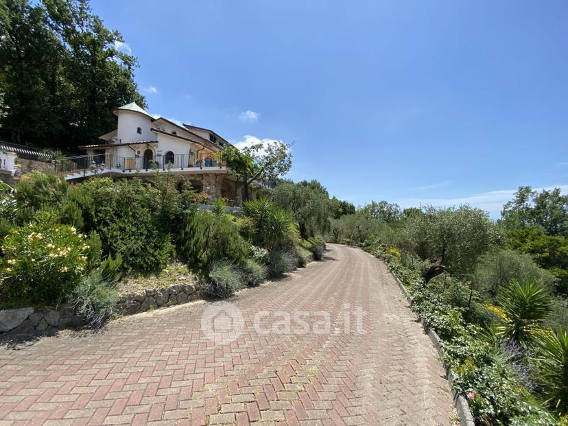 Villa in Castelnuovo — foto 44 di 72