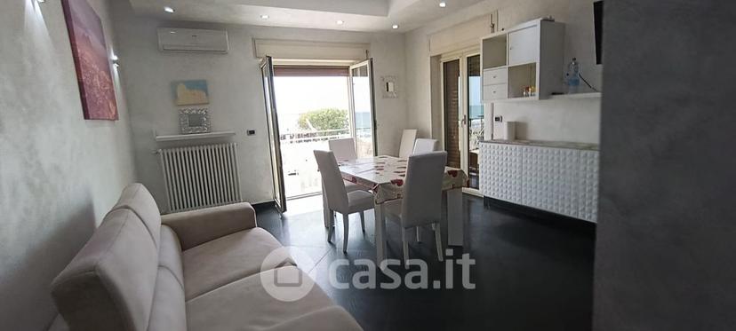 Appartamento in Lungomare Nazario Sauro 202 — foto 3 di 20