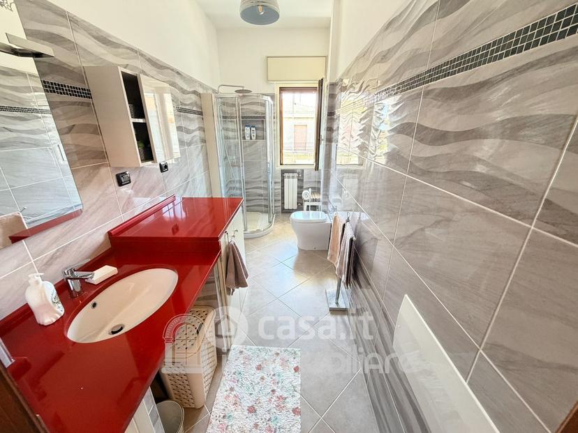 Trilocale in Via Alcide de Gasperi 7 — foto 27 di 54