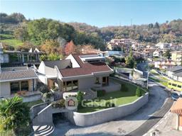 Villa in Via XXV Aprile 6