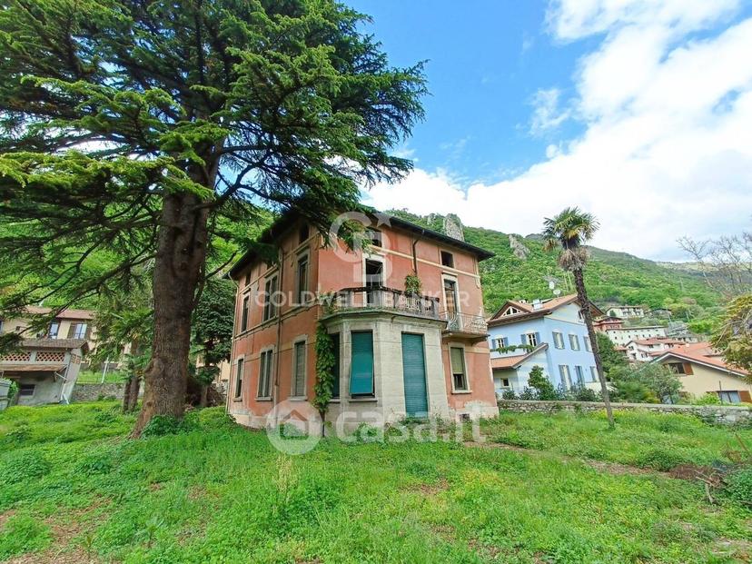 Villa in Via San Maurizio 65 — foto 6 di 38