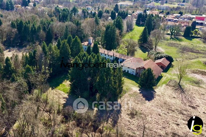 Villa in Via Sempione 13 — foto 7 di 40