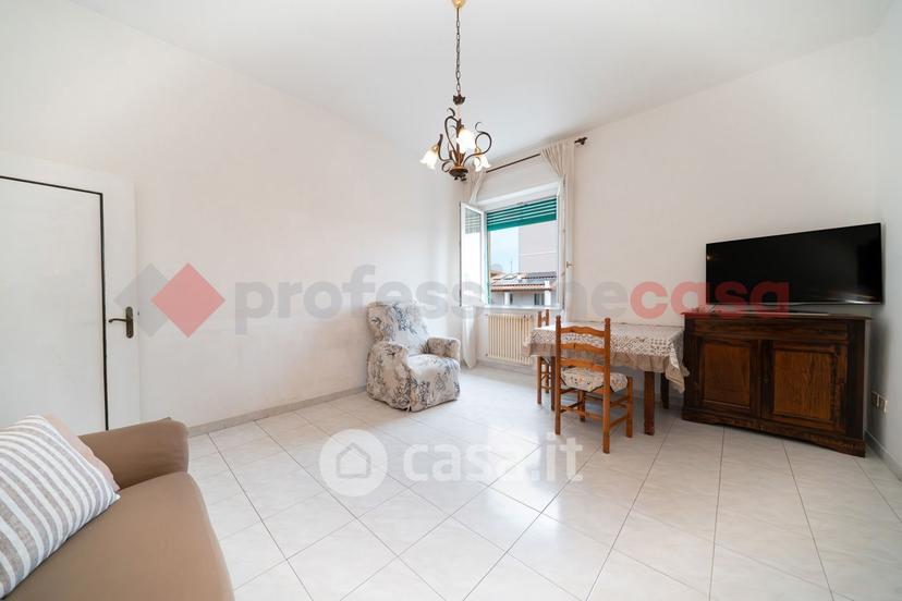 Appartamento in Via Vittorio Veneto 36 — foto 2 di 42