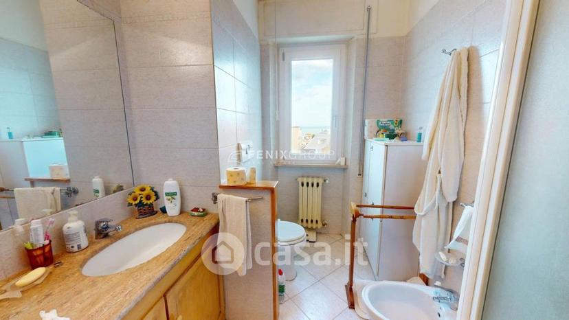 Appartamento in Viale Alcide de Gasperi 51 — foto 15 di 42