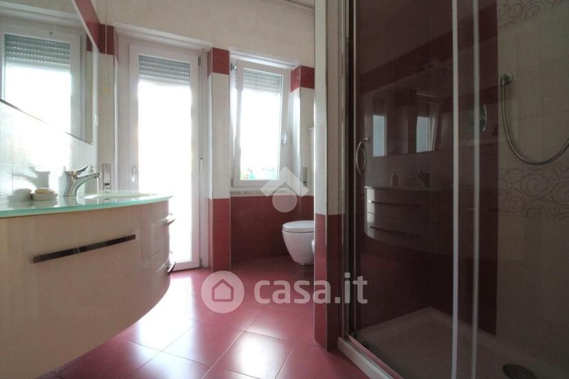 Trilocale in Via Nicola Scarano — foto 15 di 18