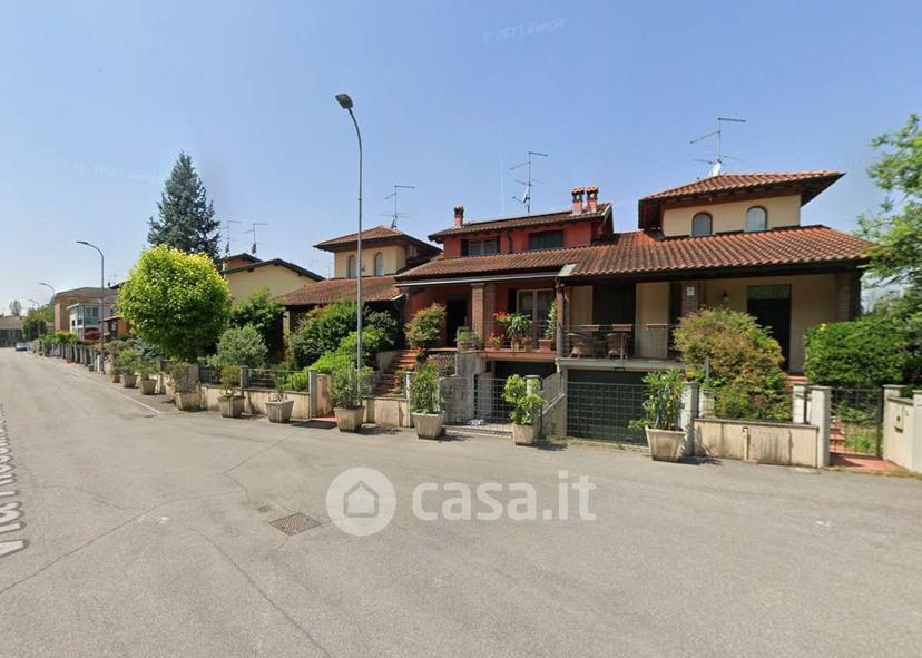 Villa in Via Alessandro Volta 33 — foto 4 di 11