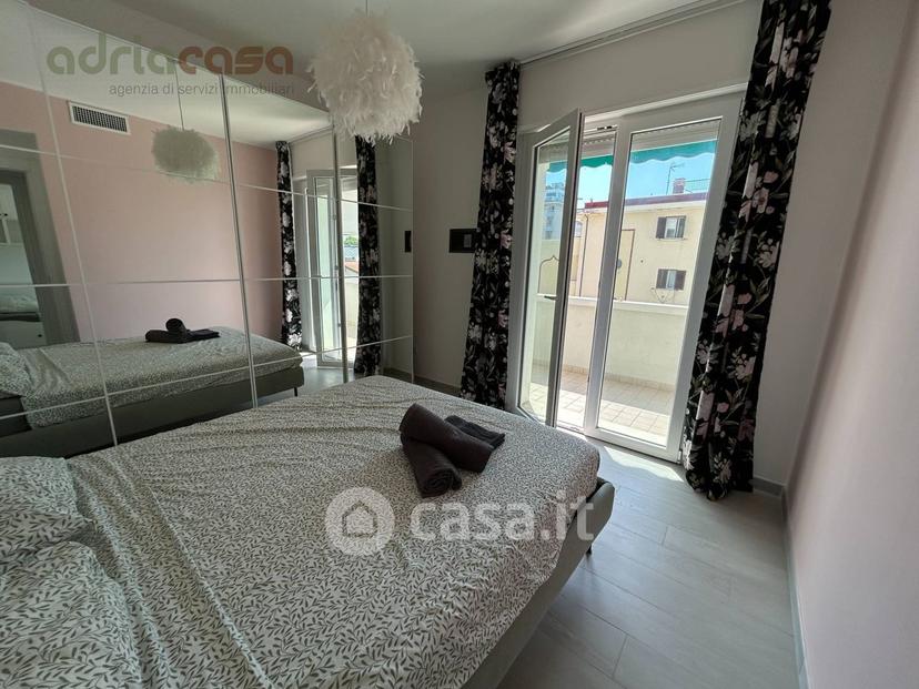 Trilocale in Viale d'Annunzio — foto 16 di 21