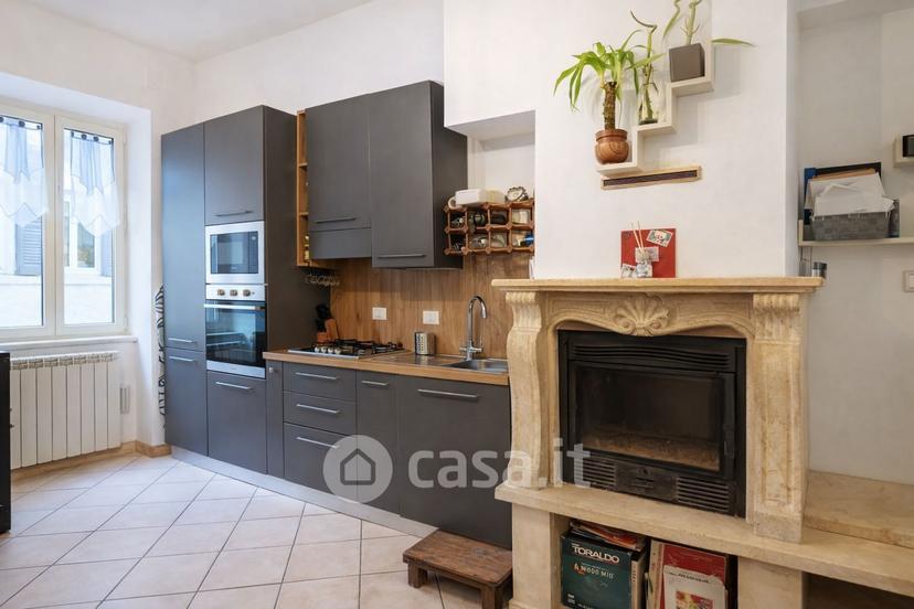 Bilocale in Via Farnesiana 26 — foto 4 di 18