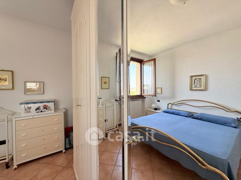 Villa in Via Luigi Barbieri 72 — foto 49 di 57