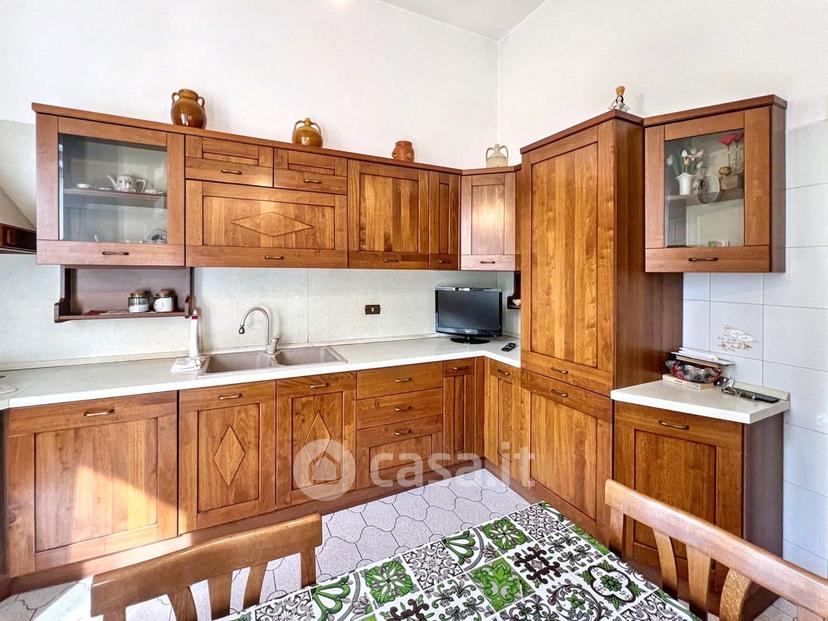 Quadrilocale in Via Raffaello Sanzio 1 — foto 28 di 36