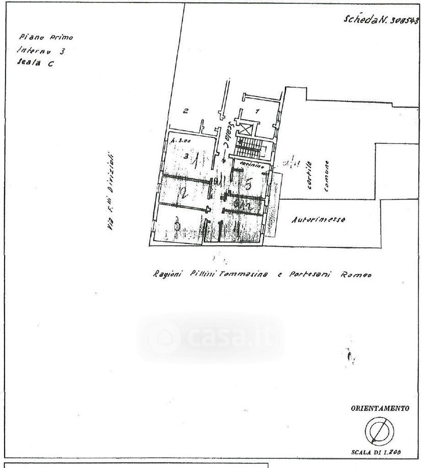 Quadrilocale in Via dei Divizioli 2 — foto 2 di 33