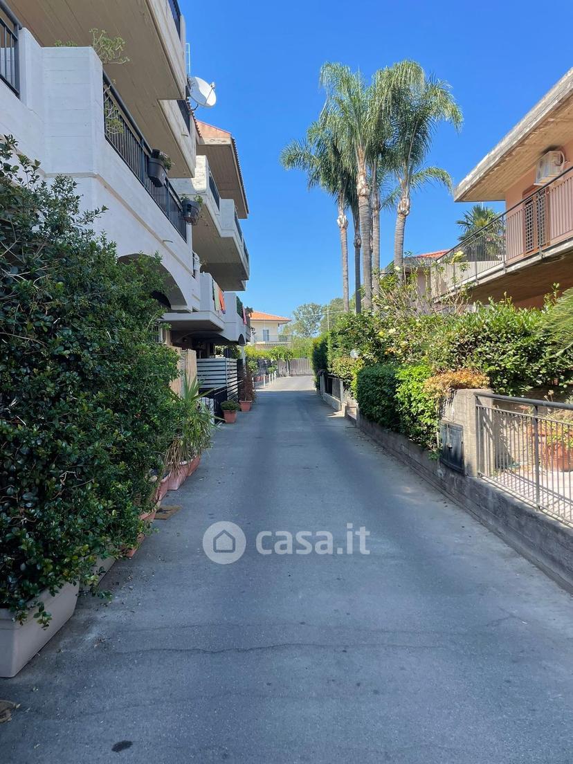 Monolocale in Via Capomulini — foto 2 di 13