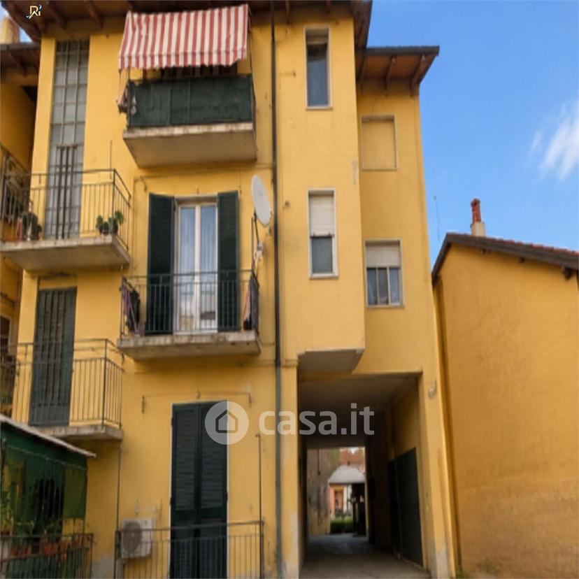 Bilocale in Via Silvio Pellico 34 — foto 27 di 35