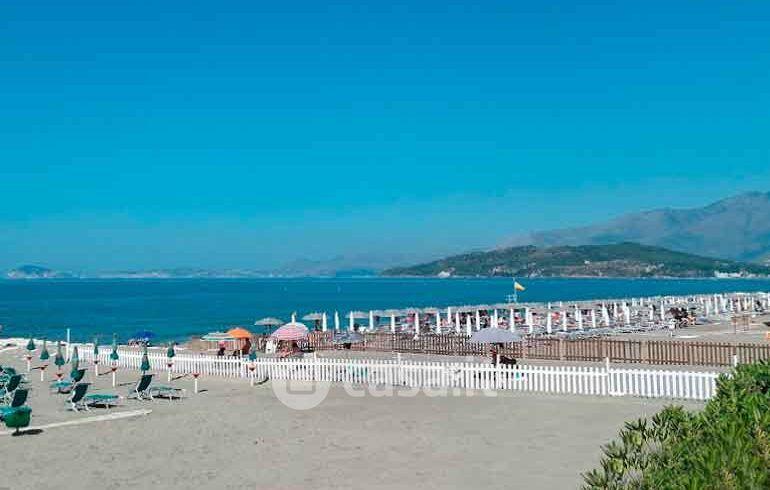 Trilocale in Lungomare Nazario Sauro 331 — foto 7 di 18