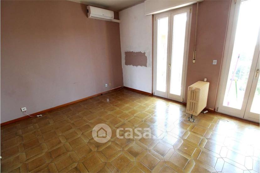 Quadrilocale in Via Fara 31 — foto 16 di 39