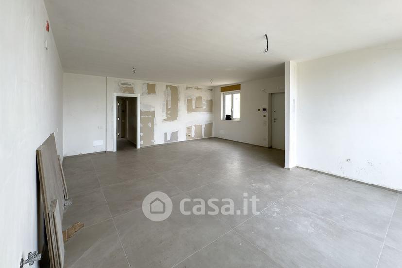 Quadrilocale in Via Caduti di Nassirya 67 — foto 15 di 40