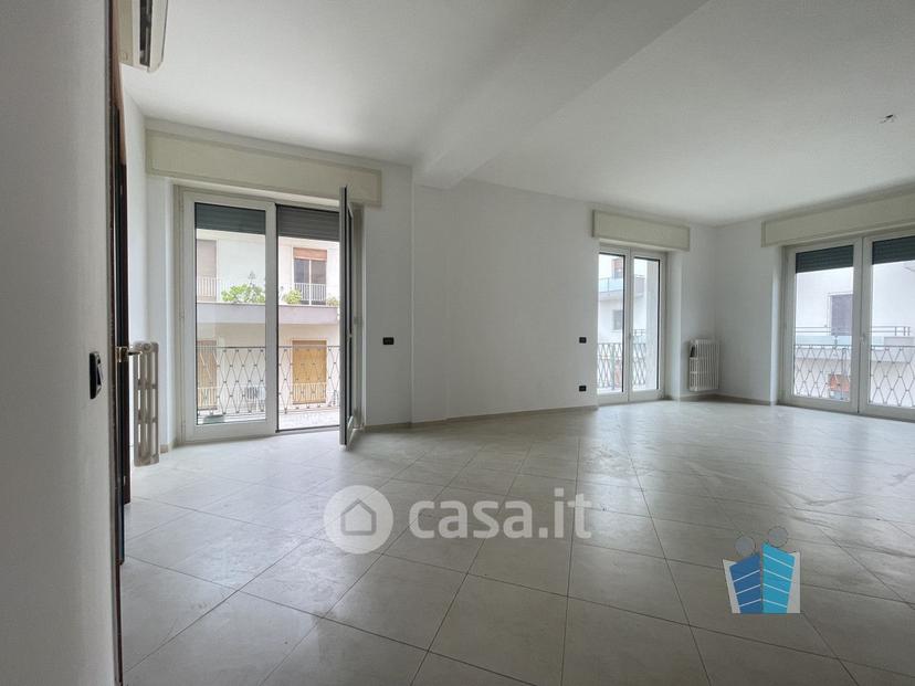 Trilocale in Via Filippo Turati — foto 16 di 20